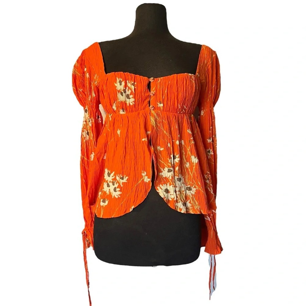 Urban Outfitters UO Allie Tie-Sleeve Blouse -size M - Picture 6 of 7